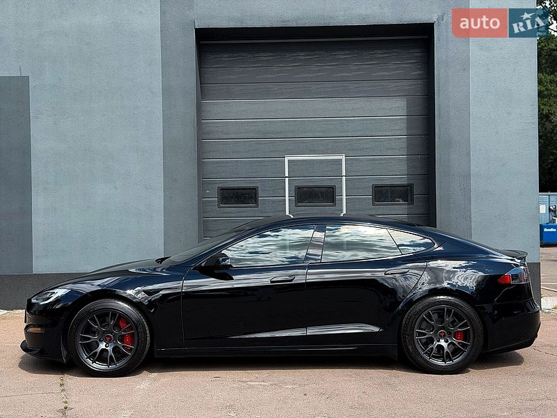 Ліфтбек Tesla Model S 2021 в Києві