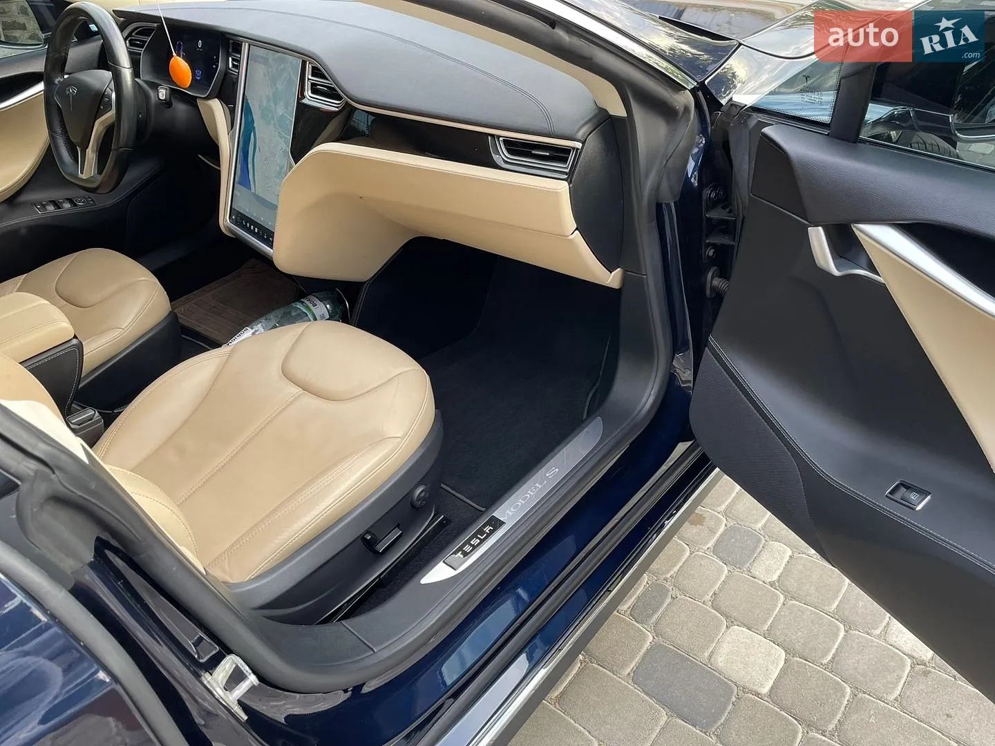 2014 Tesla Model S - мініатюра 14