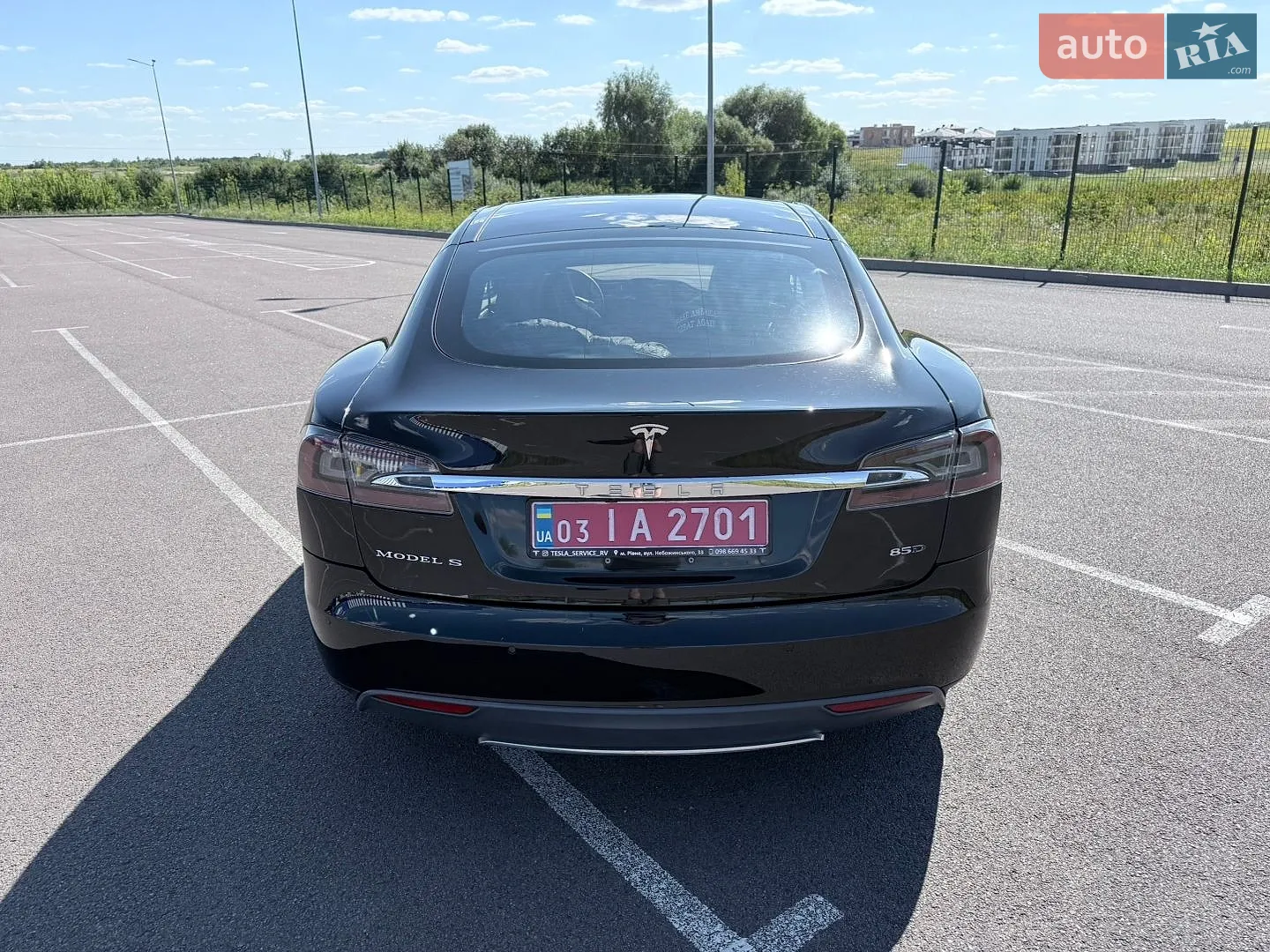 2015 Tesla Model S - мініатюра 12