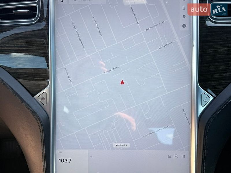 Ліфтбек Tesla Model S 2015 в Рівному