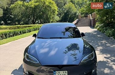 Лифтбек Tesla Model S 2018 в Чернигове