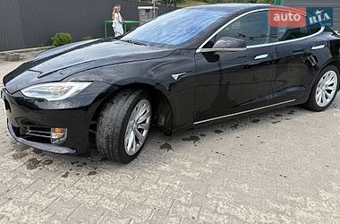 Лифтбек Tesla Model S 2018 в Коломые