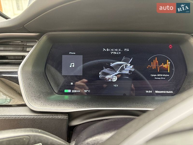 Лифтбек Tesla Model S 2018 в Коломые