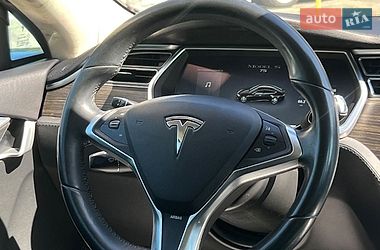 Ліфтбек Tesla Model S 2014 в Львові