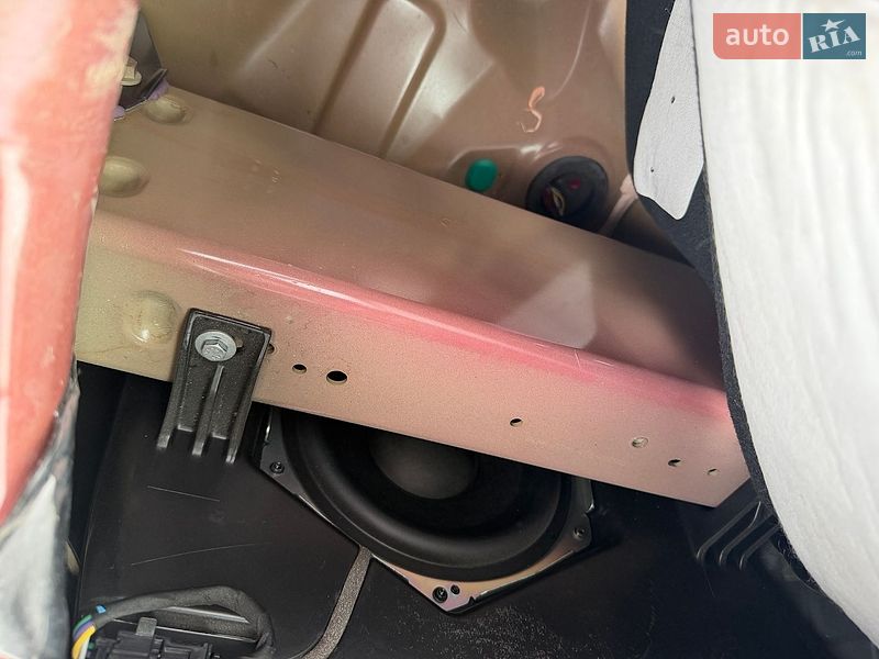 Лифтбек Tesla Model S 2023 в Ровно
