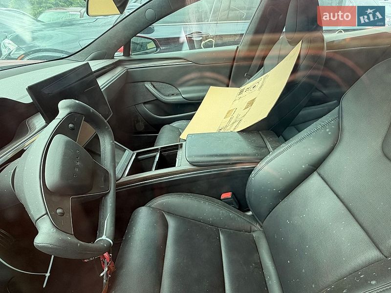 Лифтбек Tesla Model S 2023 в Ровно