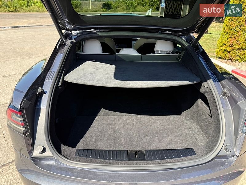 Ліфтбек Tesla Model S 2022 в Первомайську фото 13 Ліфтбек Tesla Model S 2022 в Первомайську