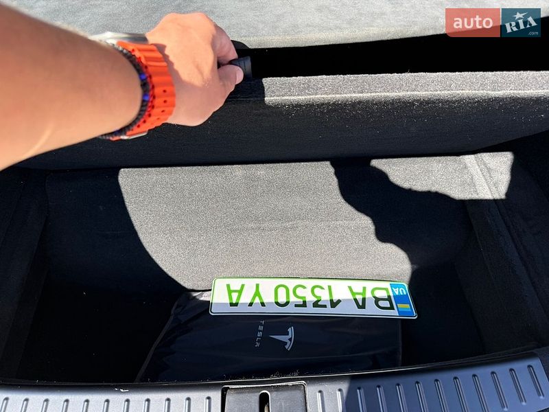 Ліфтбек Tesla Model S 2022 в Первомайську фото 15 Ліфтбек Tesla Model S 2022 в Первомайську
