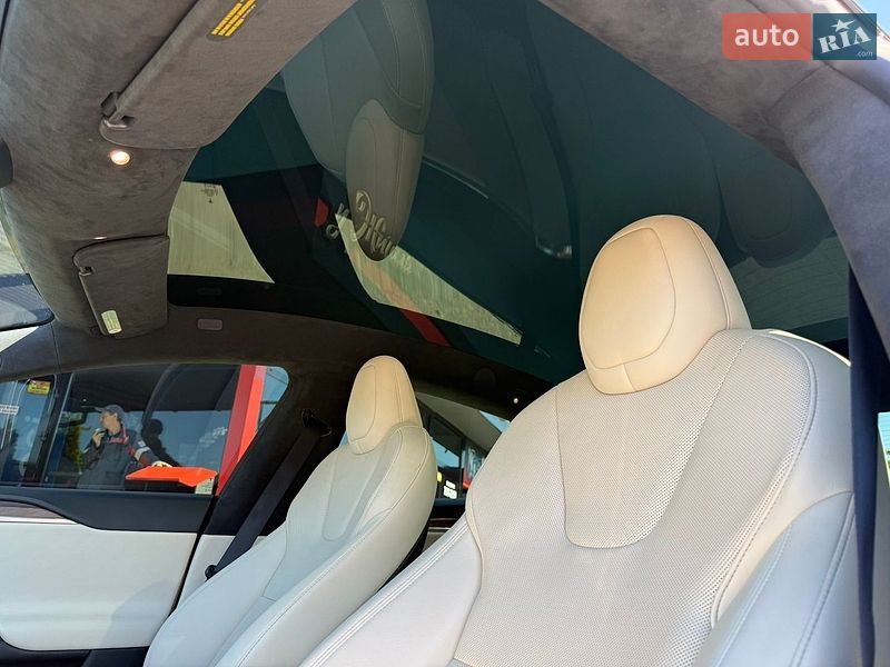 Ліфтбек Tesla Model S 2022 в Первомайську фото 2 Ліфтбек Tesla Model S 2022 в Первомайську