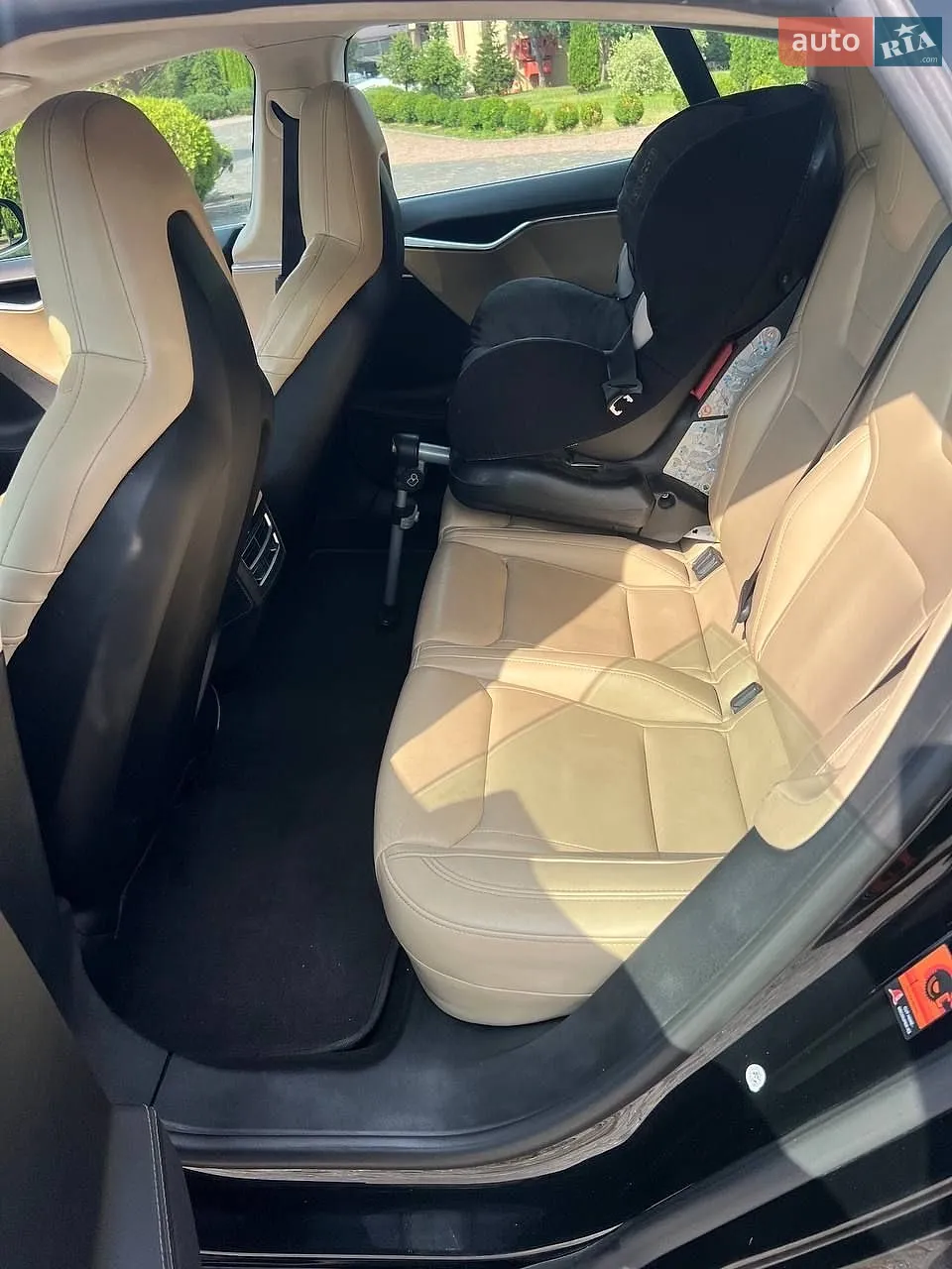 2015 Tesla Model S - мініатюра 22