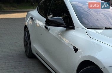 Лифтбек Tesla Model S 2017 в Тернополе