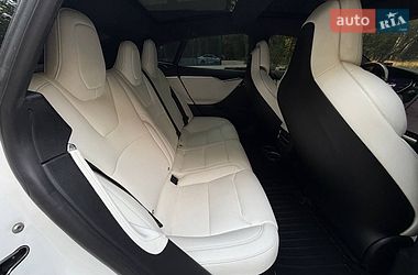 Лифтбек Tesla Model S 2017 в Тернополе