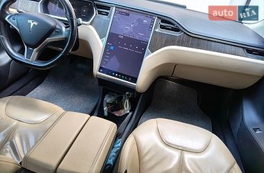 Лифтбек Tesla Model S 2014 в Львове