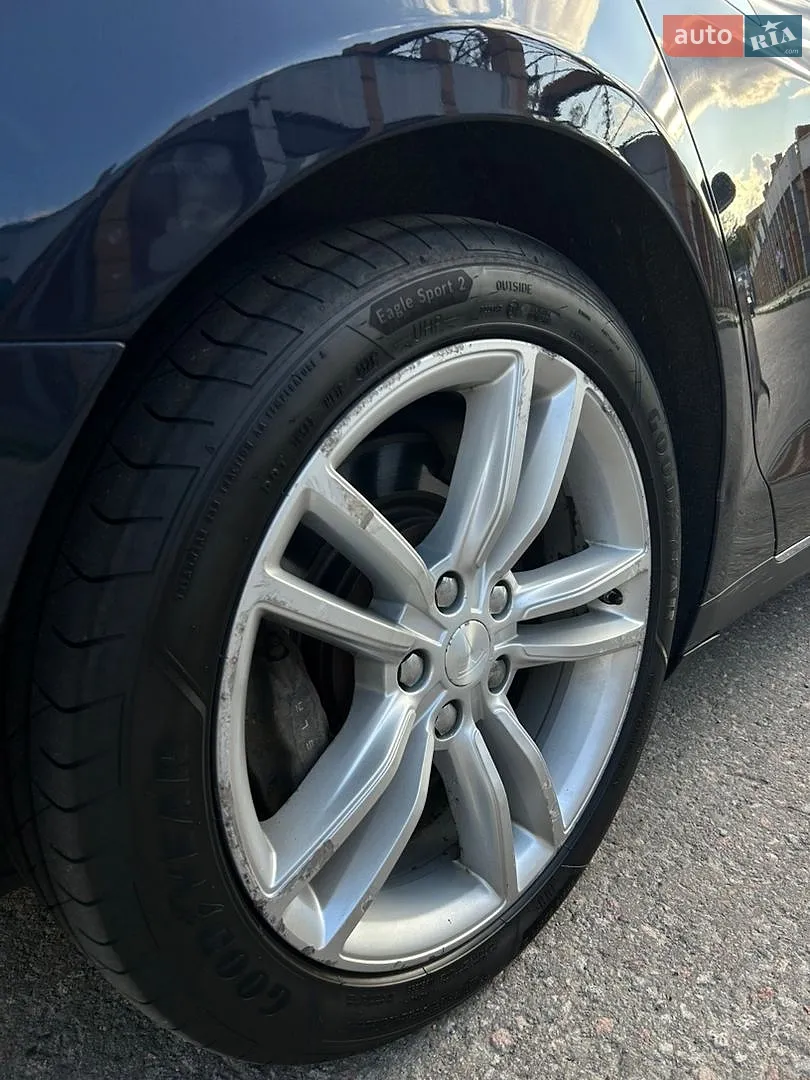2014 Tesla Model S - мініатюра 18