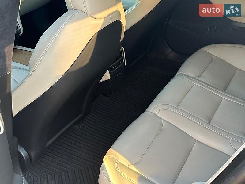 Ліфтбек Tesla Model S 2019 в Харкові фото 7 Ліфтбек Tesla Model S 2019 в Харкові