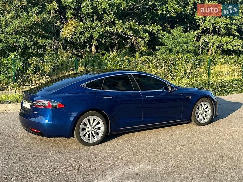Ліфтбек Tesla Model S 2019 в Харкові фото 3 Ліфтбек Tesla Model S 2019 в Харкові