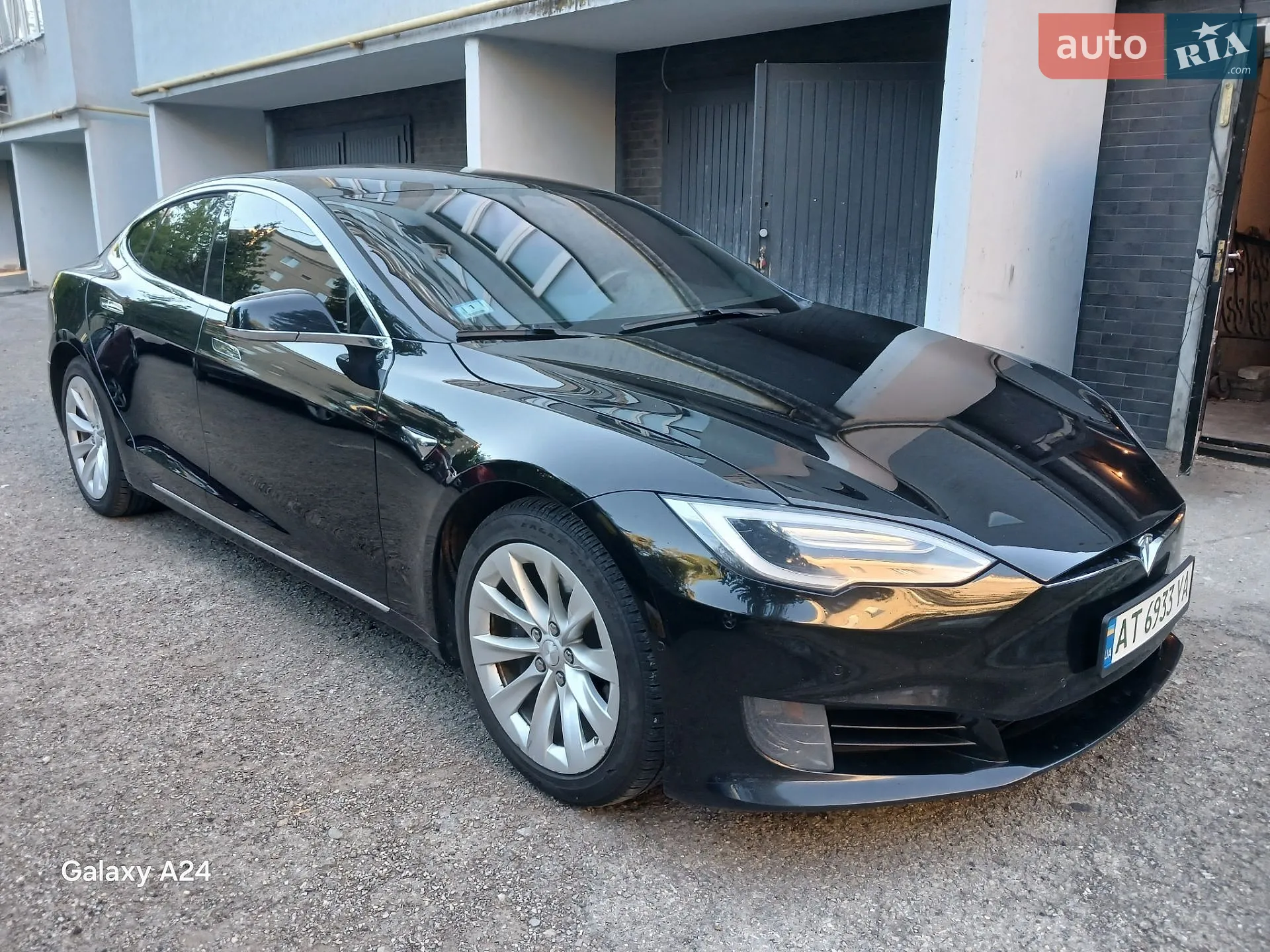 2017 Tesla Model S - мініатюра 2