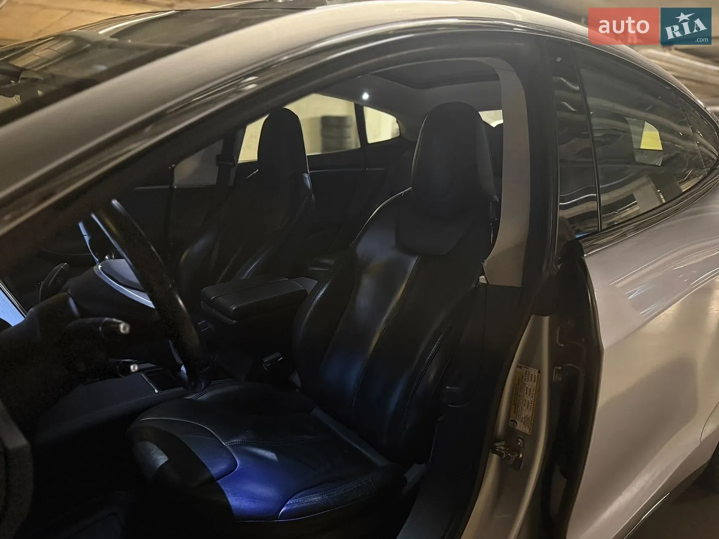 2014 Tesla Model S - мініатюра 16