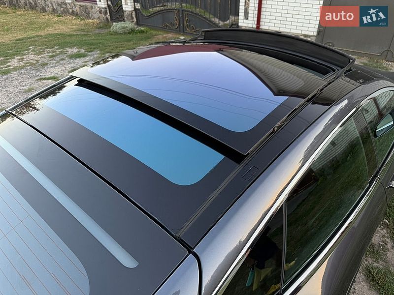Лифтбек Tesla Model S 2019 в Кобеляках