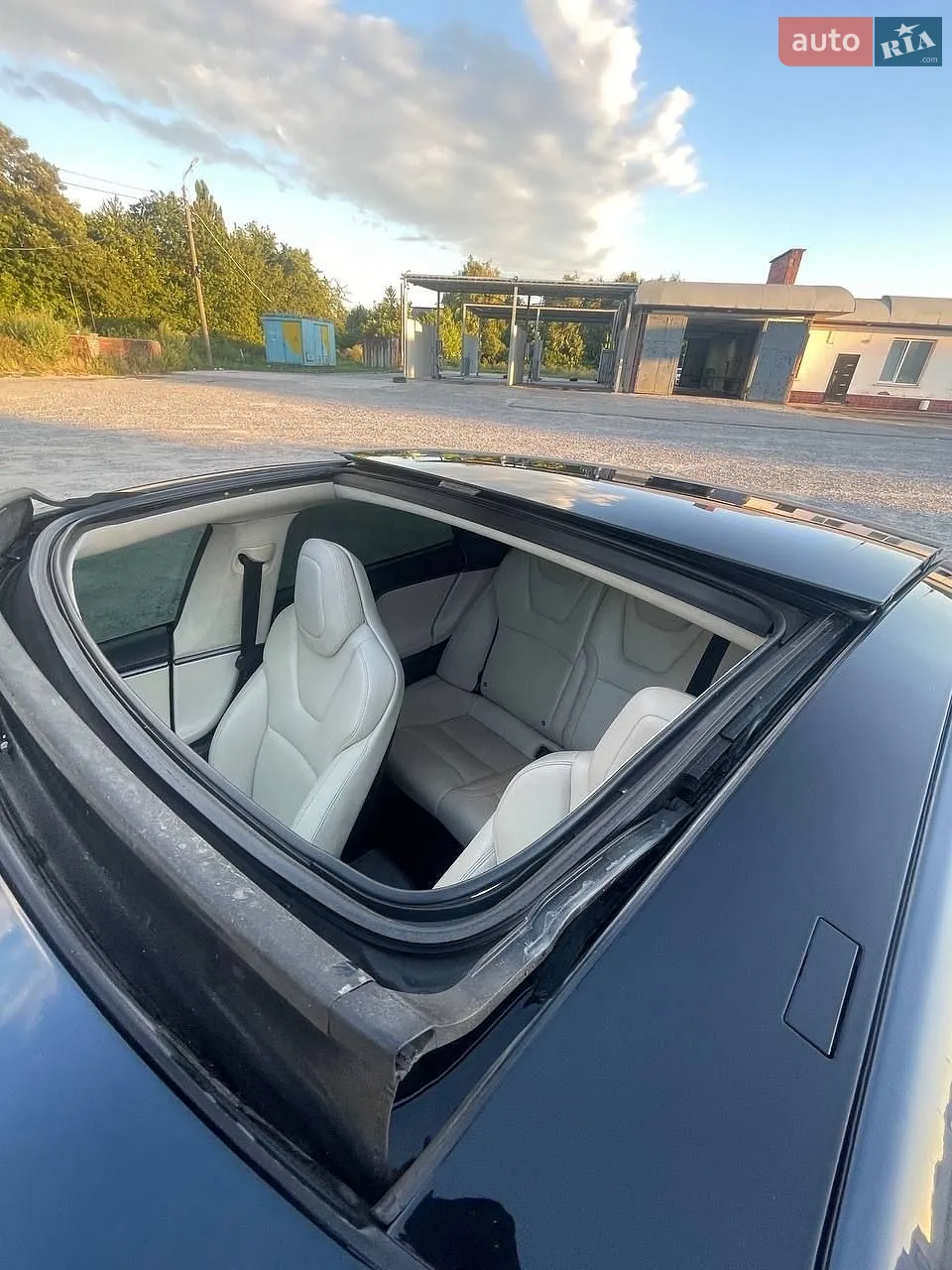 2015 Tesla Model S - мініатюра 33