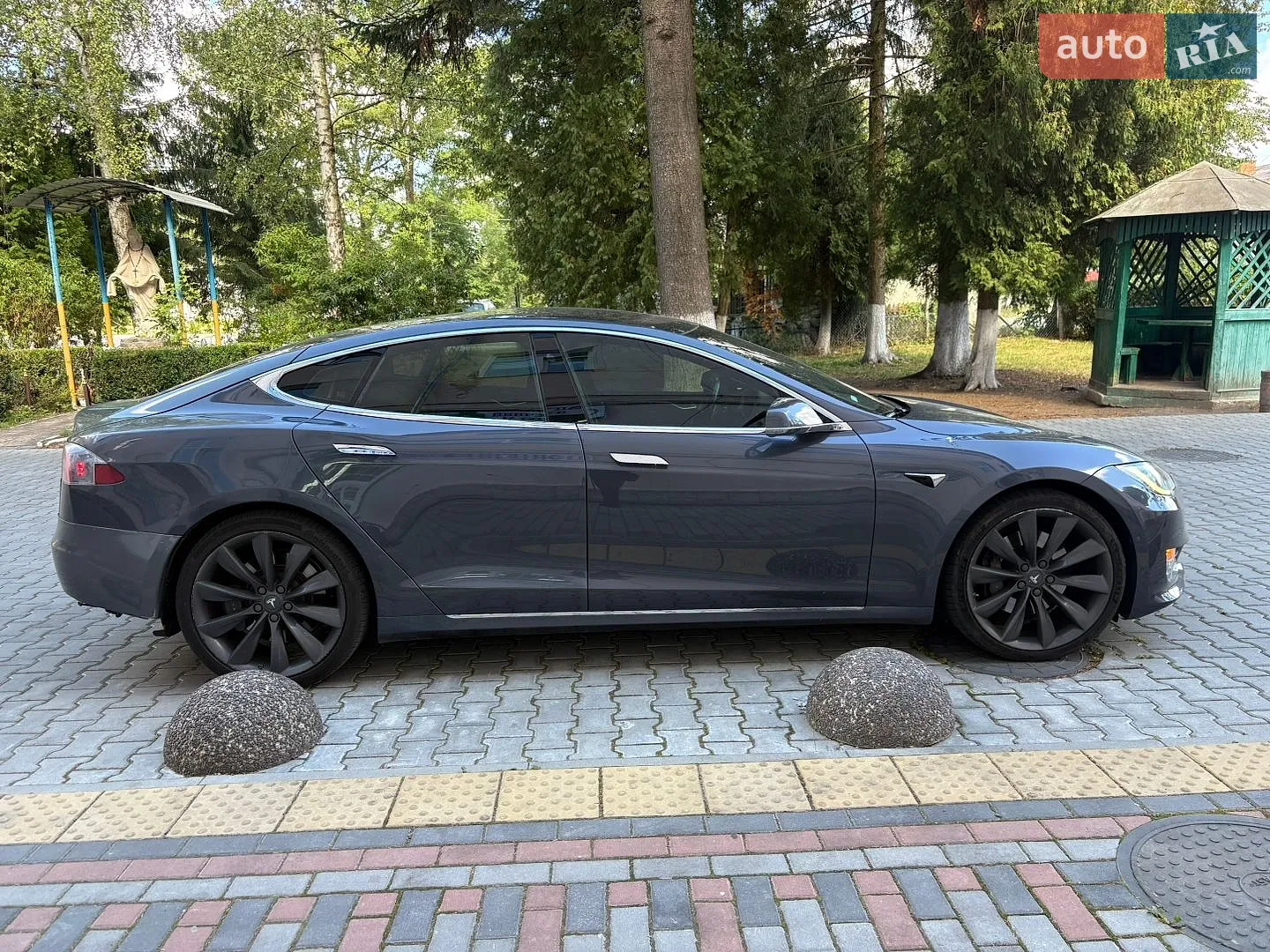 2017 Tesla Model S - мініатюра 13