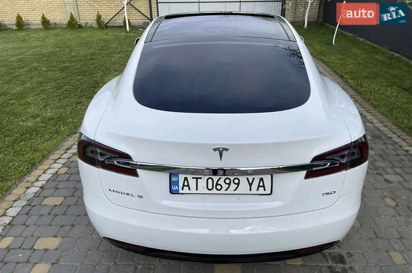 2016 Tesla Model S - мініатюра 8