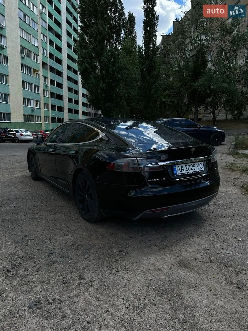 2014 Tesla Model S - мініатюра 4