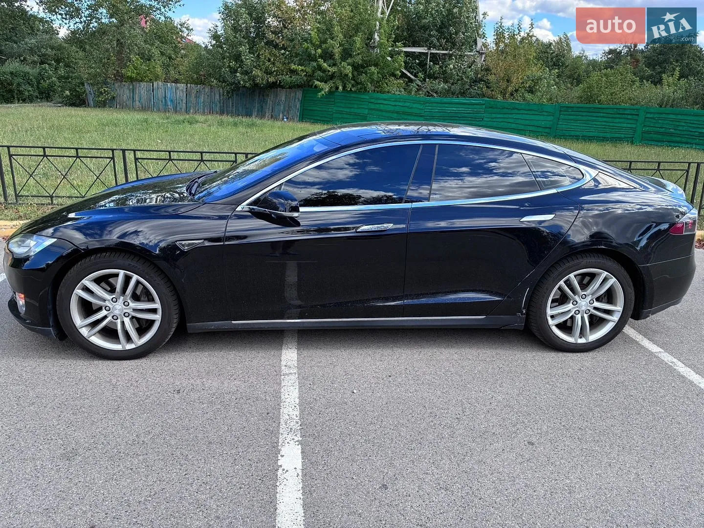 2014 Tesla Model S - мініатюра 3