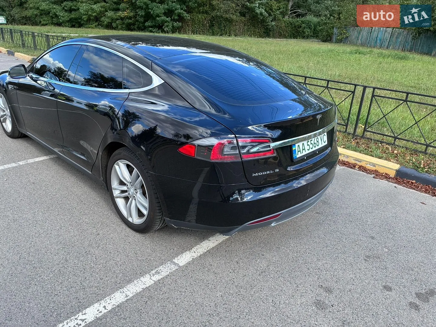 2014 Tesla Model S - мініатюра 6