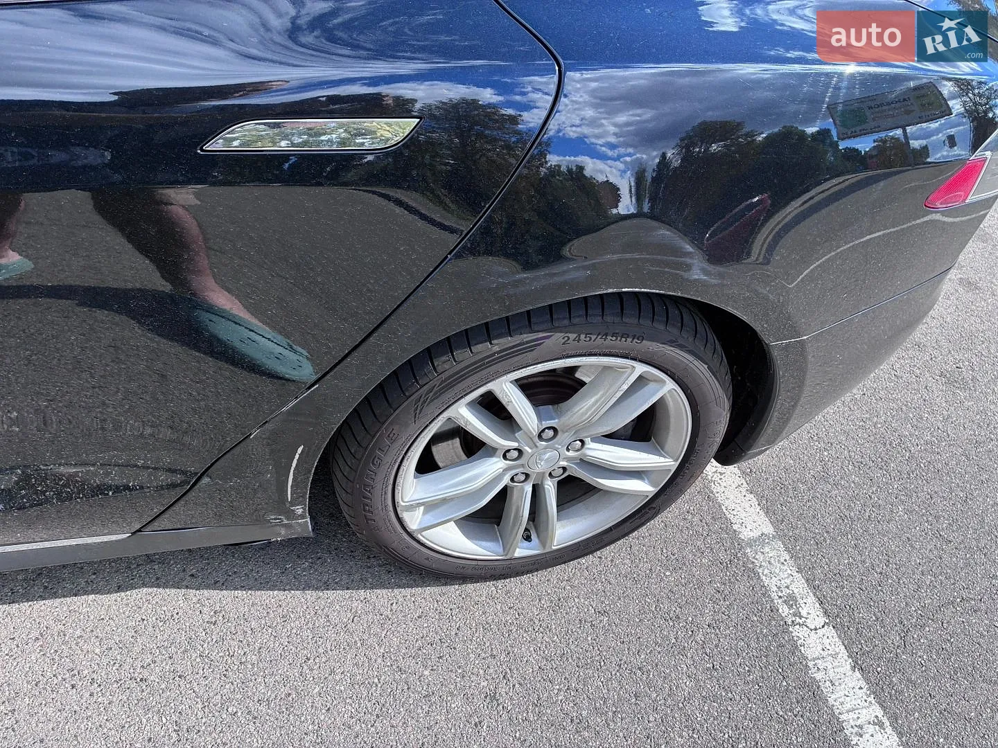 2014 Tesla Model S - мініатюра 8