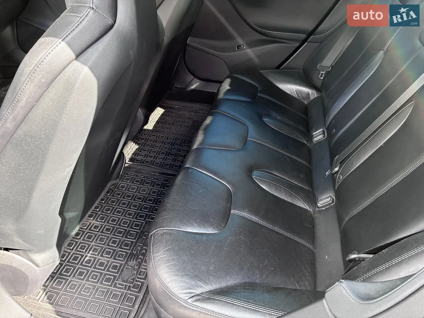 2014 Tesla Model S - мініатюра 10