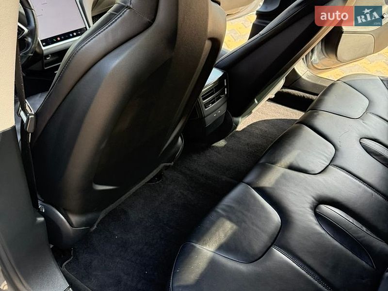 Лифтбек Tesla Model S 2014 в Одессе фото 13 Лифтбек Tesla Model S 2014 в Одессе