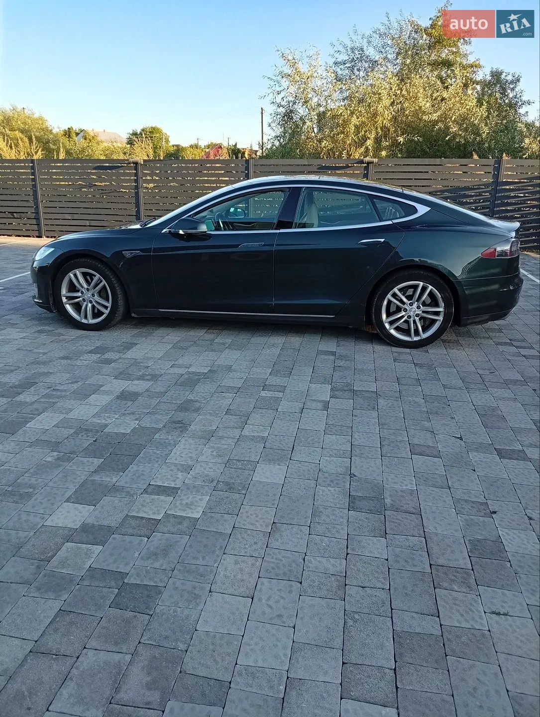2014 Tesla Model S - мініатюра 16