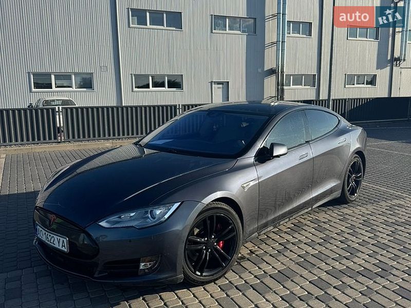 Tesla Model S 2015 Tesla Model S 2015