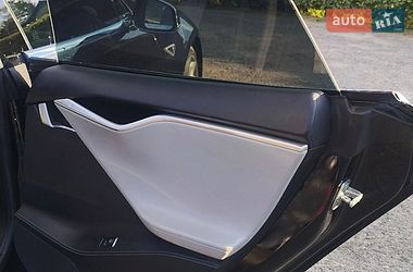 Ліфтбек Tesla Model S 2016 в Івано-Франківську