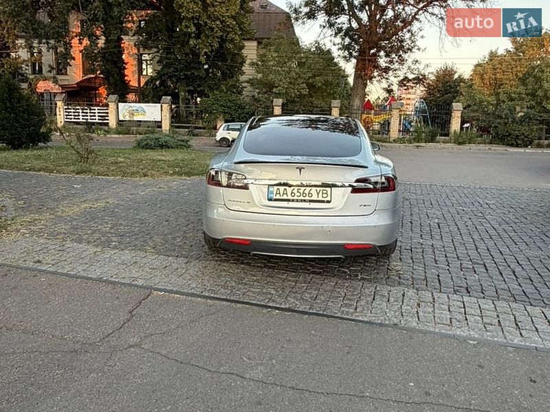 Ліфтбек Tesla Model S 2013 в Фастові фото 4 Ліфтбек Tesla Model S 2013 в Фастові