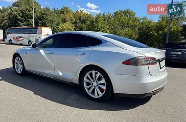 Ліфтбек Tesla Model S 2013 в Києві