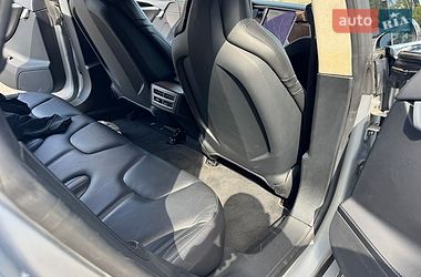 Ліфтбек Tesla Model S 2013 в Києві