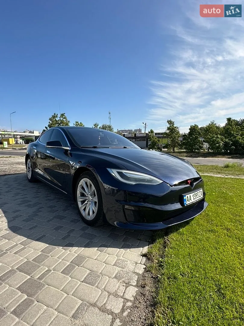 2014 Tesla Model S - мініатюра 2