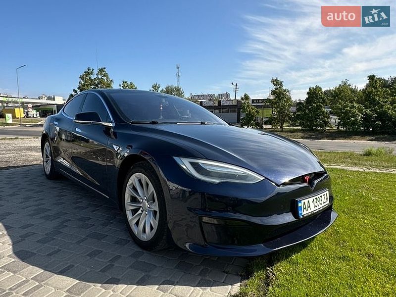 Ліфтбек Tesla Model S 2014 в Білій Церкві