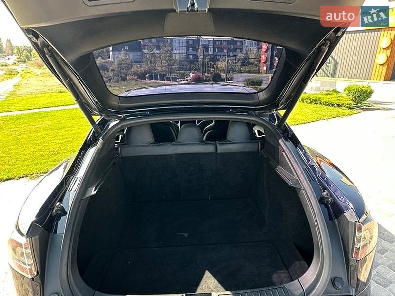 Ліфтбек Tesla Model S 2014 в Білій Церкві