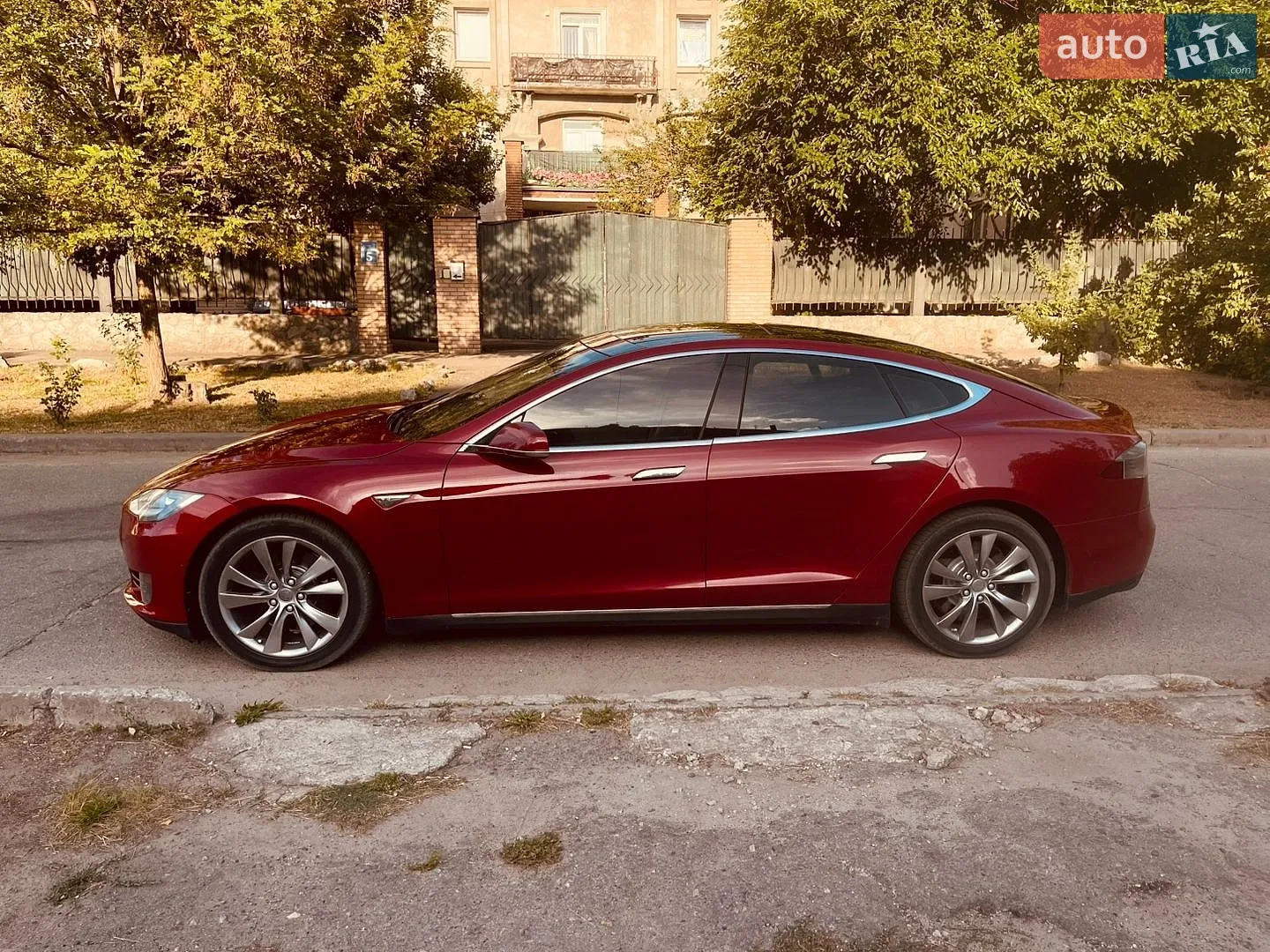2016 Tesla Model S - мініатюра 6