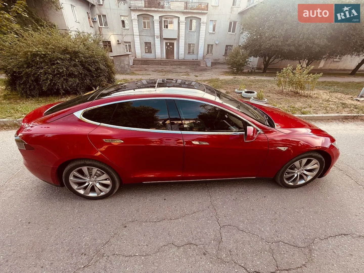 2016 Tesla Model S - мініатюра 9