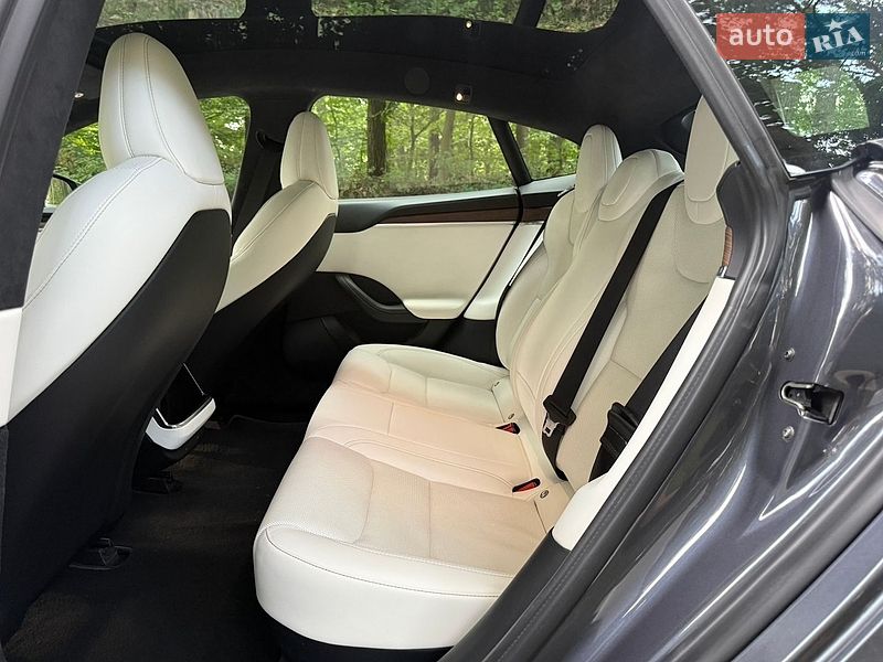 Ліфтбек Tesla Model S 2021 в Львові фото 10 Ліфтбек Tesla Model S 2021 в Львові