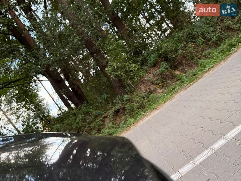Ліфтбек Tesla Model S 2021 в Львові фото 23 Ліфтбек Tesla Model S 2021 в Львові