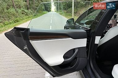 Ліфтбек Tesla Model S 2021 в Львові фото 26 Ліфтбек Tesla Model S 2021 в Львові