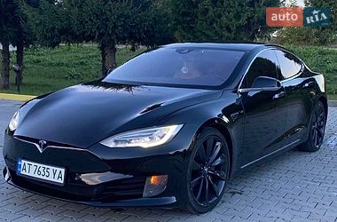 Ліфтбек Tesla Model S 2016 в Івано-Франківську