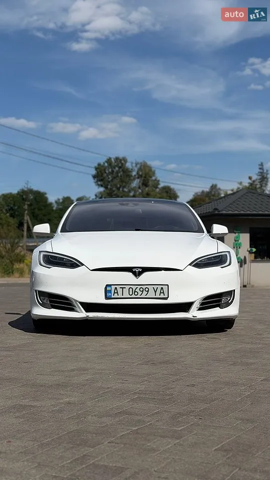 2016 Tesla Model S - мініатюра 18