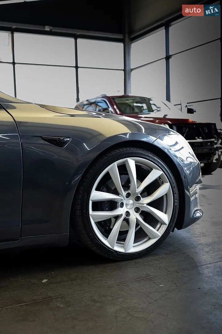 2019 Tesla Model S - мініатюра 9