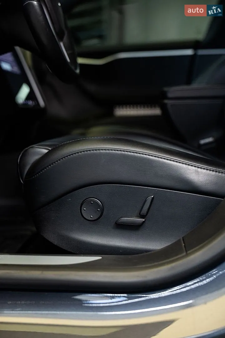 2019 Tesla Model S - мініатюра 12
